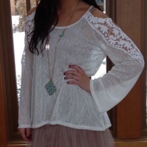 Cold-Shoulder Detailed White Long Sleeve Tee